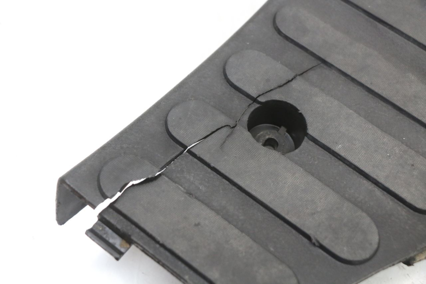 photo de MARCHE PIED YAMAHA YE ZEST 50 (1992 - 1998) - Gros plan technique