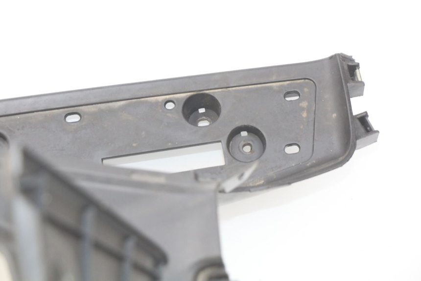 photo de MARCHE PIED YAMASAKI YM T 125 (2015 - 2020) - Points de fixation