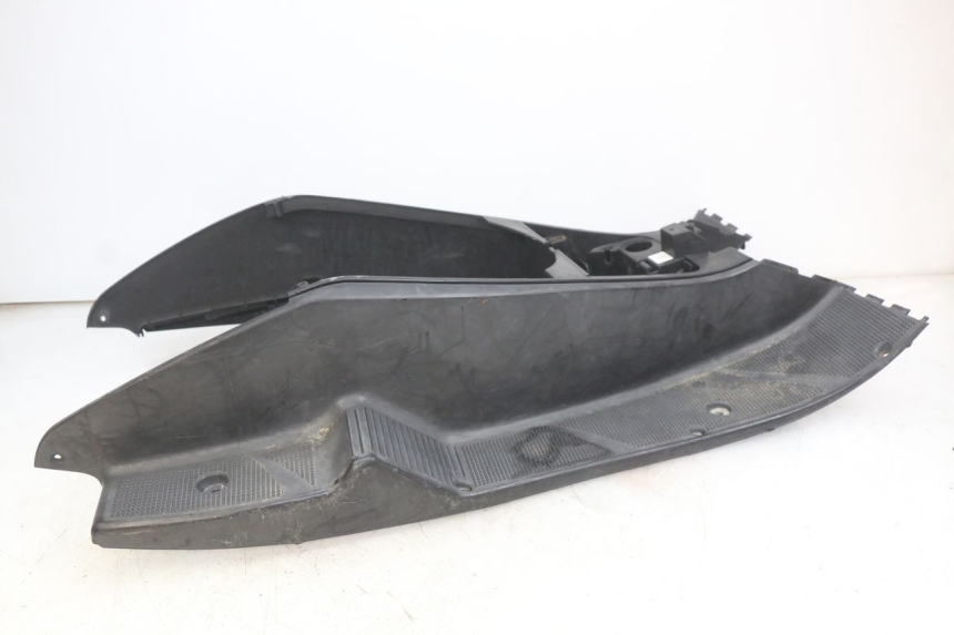 photo de MARCHE PIED YAMAHA YP MAJESTY 125 (1998 - 2001) - État de surface