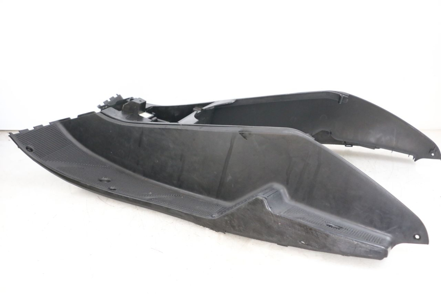 photo de MARCHE PIED YAMAHA YP MAJESTY 125 (2002 - 2006) - Détails caractéristiques