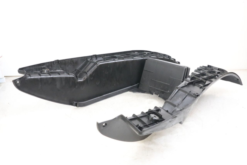 photo de MARCHE PIED YAMAHA YP MAJESTY 125 (2002 - 2006) - Zoom état d’usage