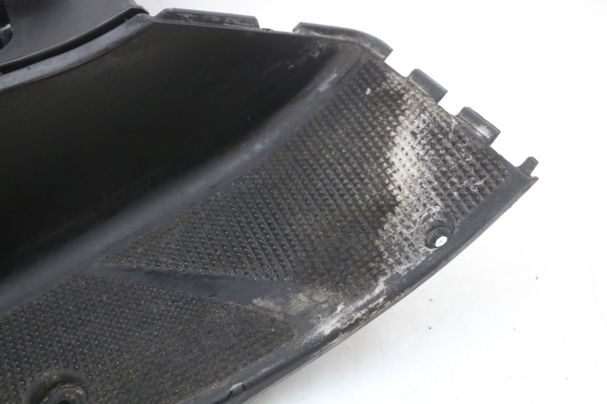 photo de MARCHE PIED YAMAHA YP MAJESTY 125 (2002 - 2006) - Autre angle de vue