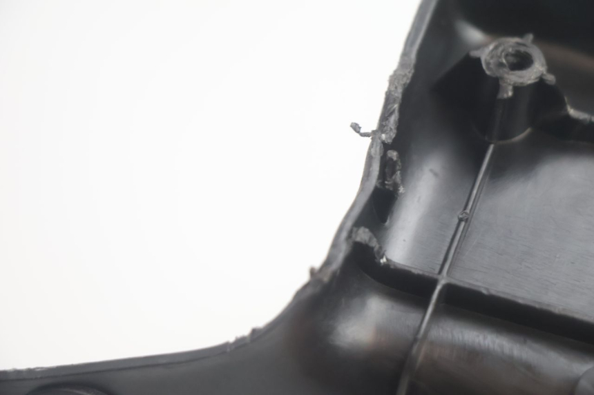 photo de MARCHE PIED YAMAHA YP MAJESTY 125 (2007 - 2010) - Détails caractéristiques