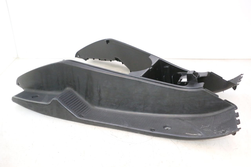 photo de MARCHE PIED YAMAHA YP MAJESTY 125 (2002 - 2006) - Détails caractéristiques