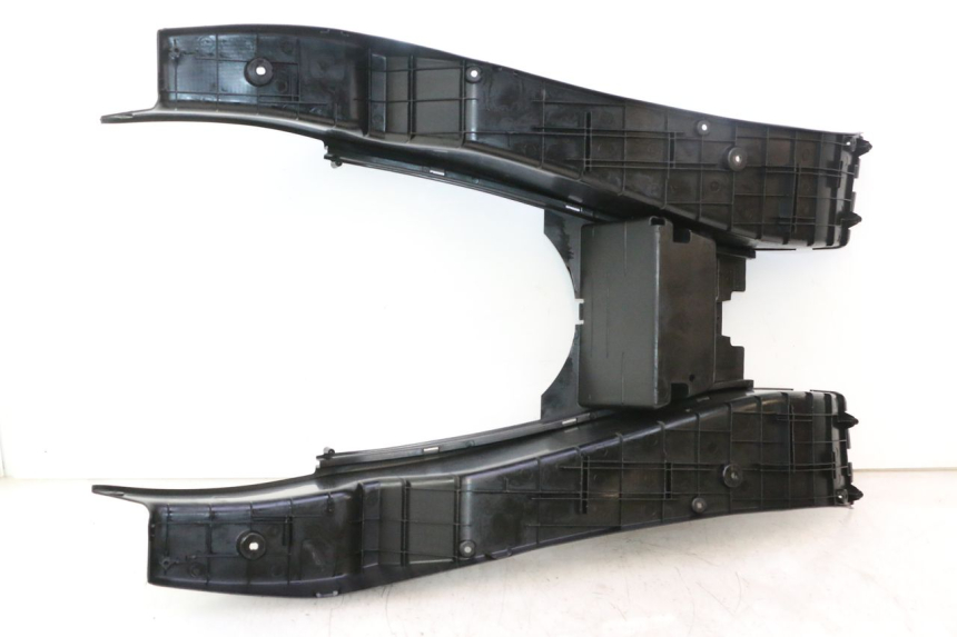 photo de MARCHE PIED YAMAHA YP MAJESTY 125 (2002 - 2006) - Vue d’ensemble