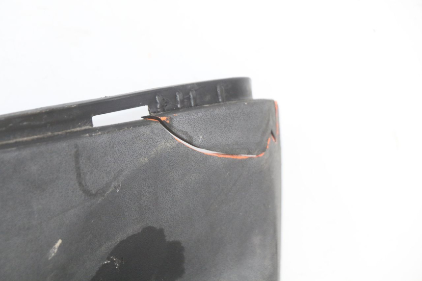 photo de MARCHE PIED PIAGGIO ZIP 2T 50 (2009 - 2019) - Gros plan technique