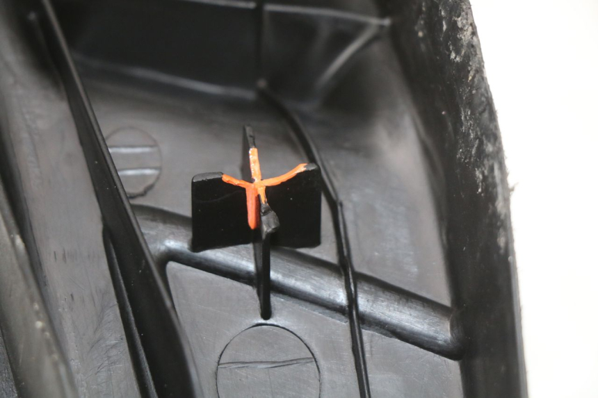 photo de MARCHE PIED PIAGGIO ZIP 2T 50 (2009 - 2019) - Pièce contrôlée