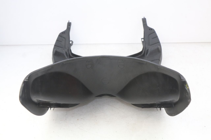 photo de MARCHE PIED PIAGGIO ZIP 4T 50 (2018 - 2020) - Marquages et références