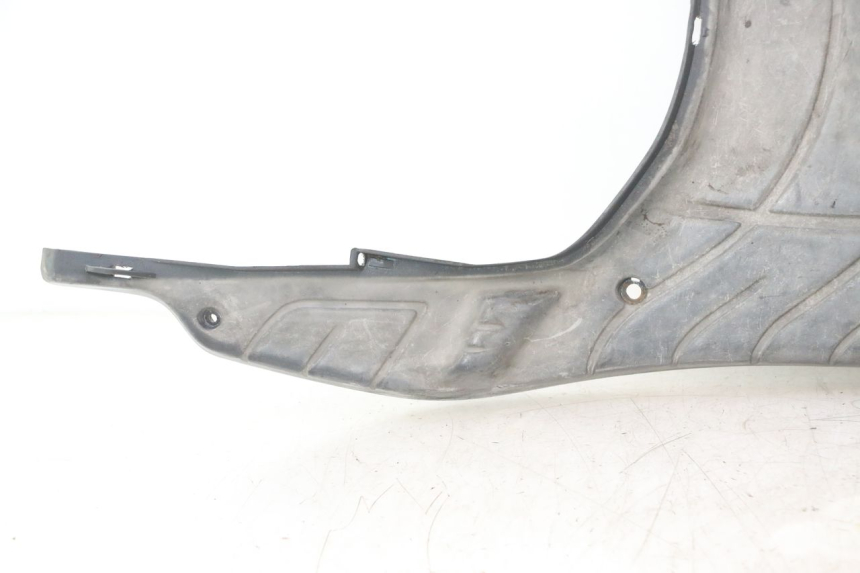 photo de MARCHE PIED PIAGGIO ZIP 4T 50 (2006 - 2017) - Inspection visuelle