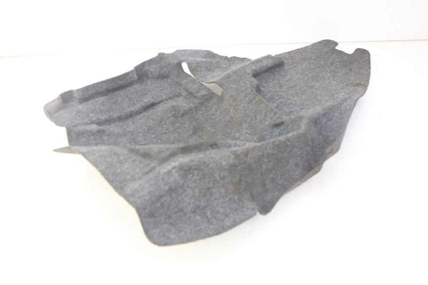 photo de TAPIS DE COFFRE HONDA FES PANTHEON 125 (2003 - 2007) - Zoom état d’usage