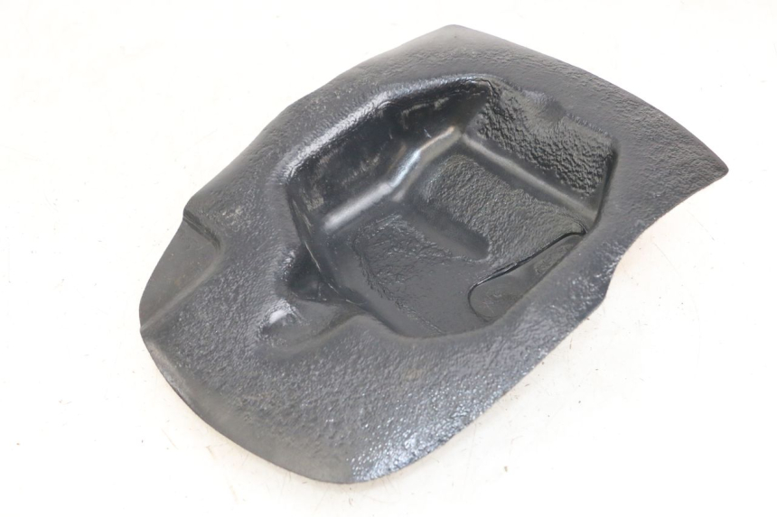 photo de MOQUETTE COFFRE SYM MIO 50 (2005 - 2010) - Détail de la pièce