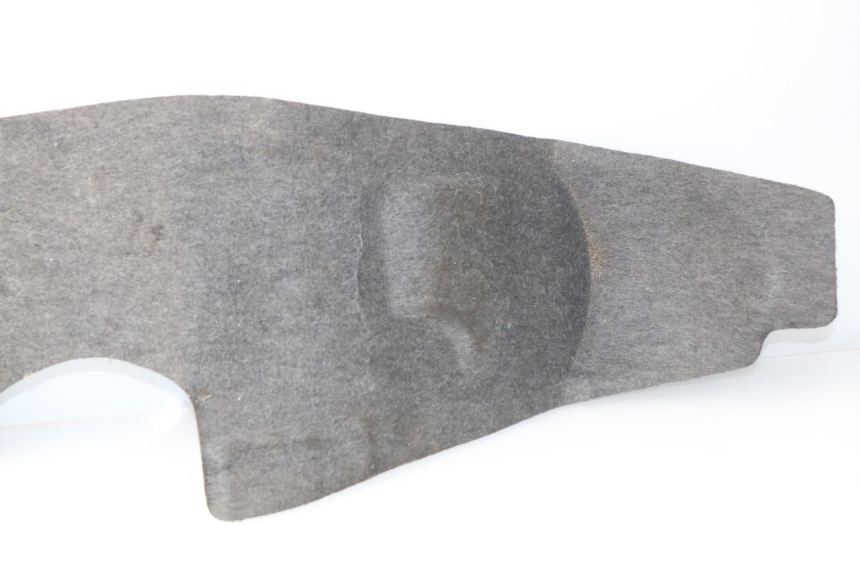 photo de MOQUETTE COFFRE HONDA NSS EX FORZA 250 (2005 - 2013) - Zoom état d’usage