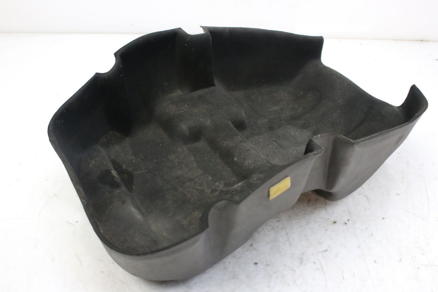 photo de TAPIS DE COFFRE PEUGEOT SATELIS 125 (2010 - 2012) - Vue principale