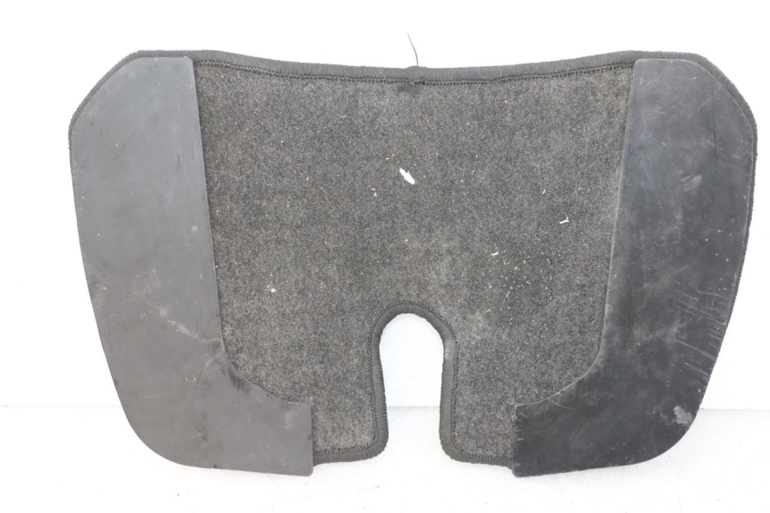 photo de MOQUETTE COFFRE HONDA ST PAN EUROPEAN 1300 (2002 - 2013) - Autre angle de vue