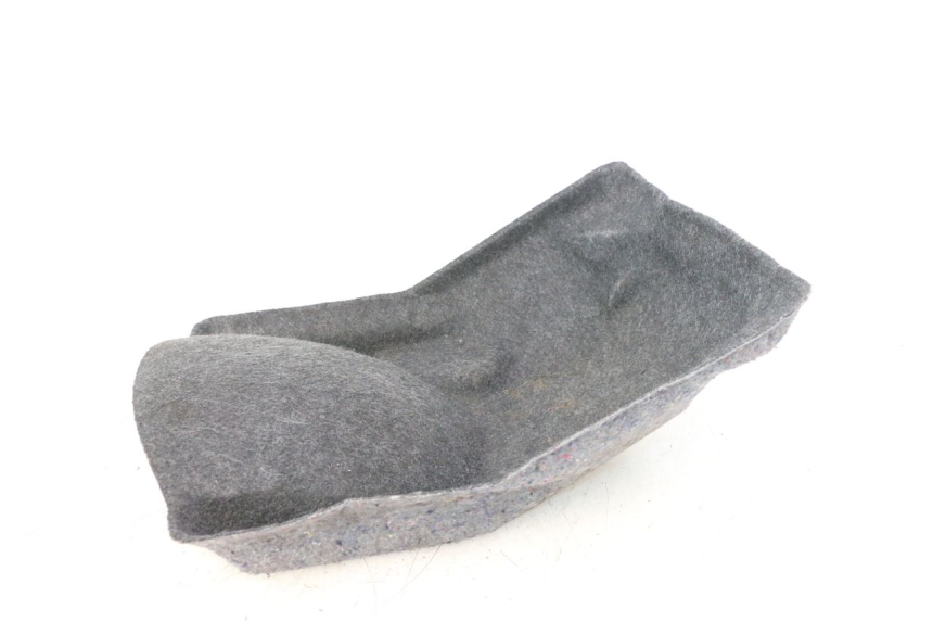 photo de MOQUETTE COFFRE YAMAHA XP T-MAX ABS 500 (2005 - 2005) - Détail de la pièce