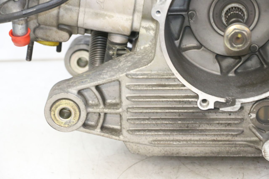 photo de MOTEUR QUADRO 4 4D 350 (2015 - 2018) - Aperçu profil