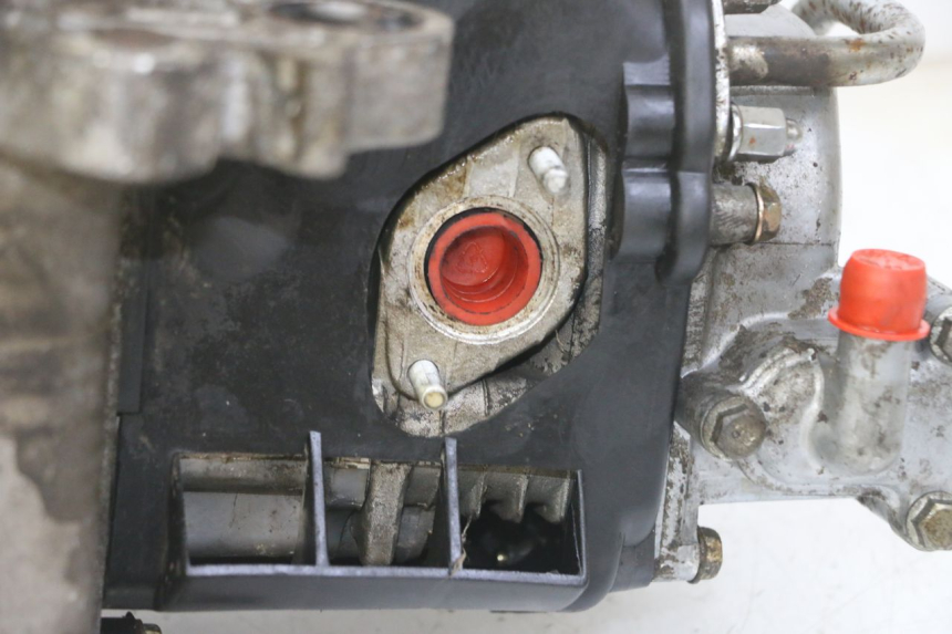 photo de MOTEUR KYMCO AGILITY 4T 50 (2005 - 2018) - Autre angle de vue