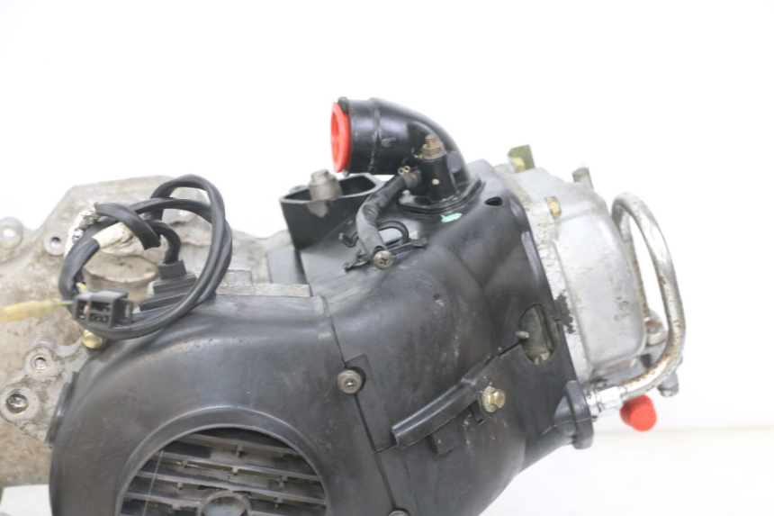 photo de MOTEUR KYMCO AGILITY 4T 50 (2005 - 2018) - État de surface