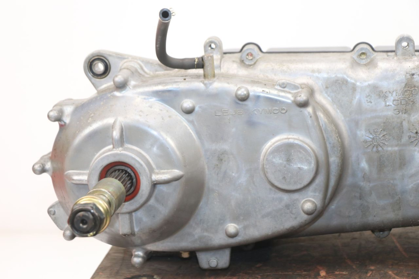 photo de MOTEUR KYMCO AGILITY CITY 16P 125 (2015 - 2021) - Points de fixation