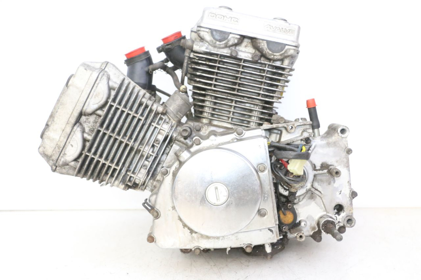 photo de MOTEUR HYOSUNG GV AQUILA 125 (2000 - 2009) - Vue principale