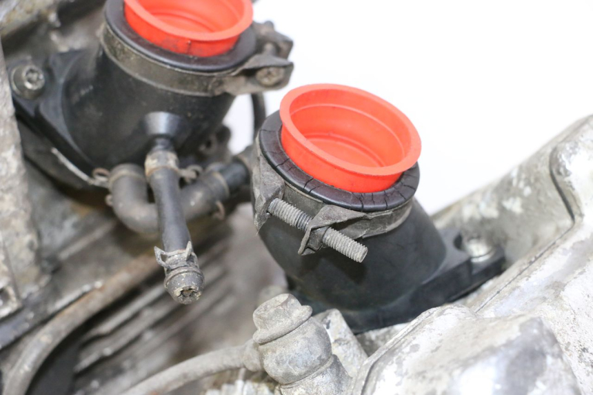 photo de MOTEUR HYOSUNG GV AQUILA 125 (2000 - 2009) - Inspection visuelle