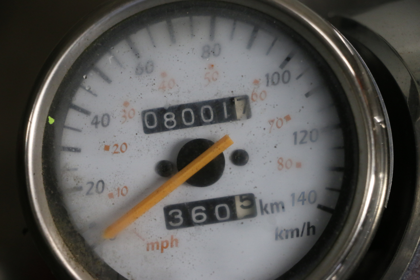 photo de MOTEUR HYOSUNG GV AQUILA 125 (2000 - 2009) - Vue d’ensemble