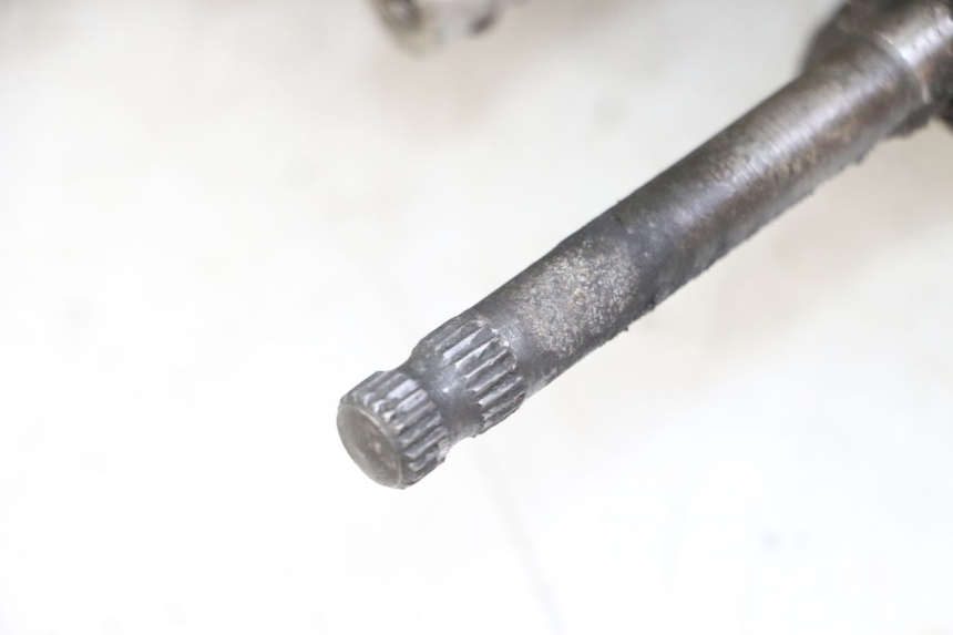 photo de MOTEUR HYOSUNG GV AQUILA 125 (2000 - 2009) - Points de fixation