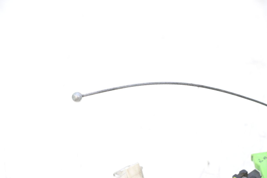 photo de MOTEUR BULLE SUZUKI BURGMAN EXECUTIVE ABS 650 (2006 - 2012) - Zoom état d’usage