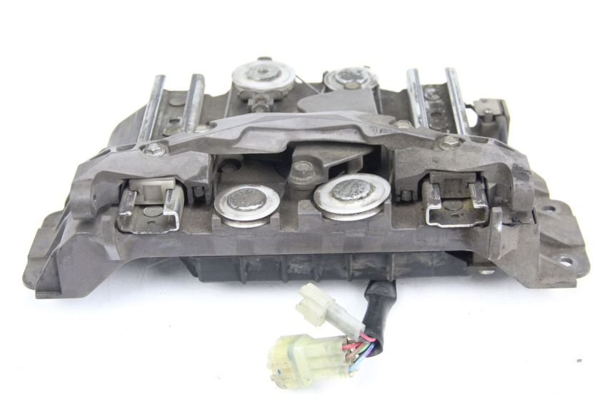 photo de MOTEUR BULLE YAMAHA FJR ABS 1300 (2006 - 2012) - Vue d’ensemble