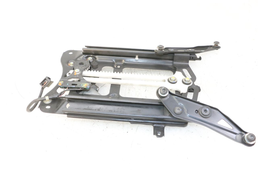 photo de MOTEUR BULLE HONDA FORZA 125 (2021 - 2025) - Pièce contrôlée