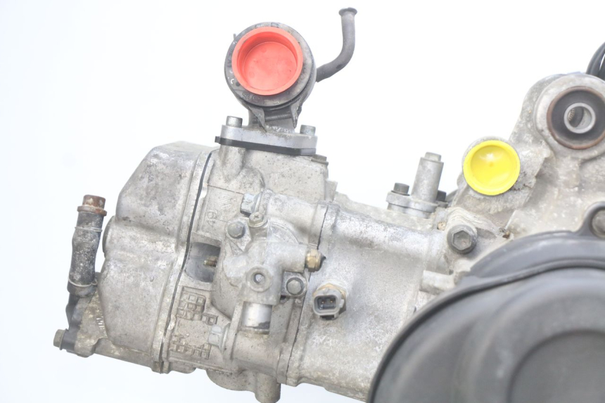 photo de MOTEUR SUZUKI BURGMAN 125 (2007 - 2014) - Marquages et références