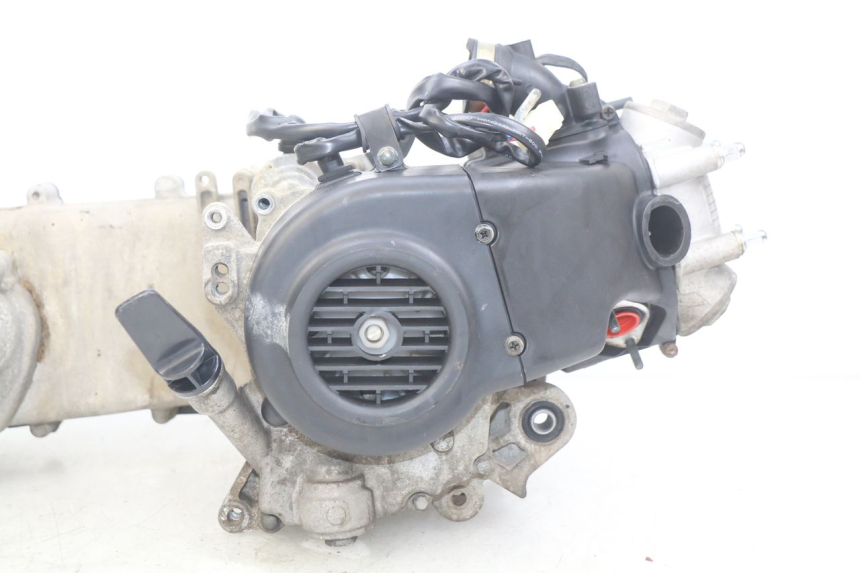 photo de MOTEUR ORCAL CAVARO 4T 50 (2019 - 2023) - État de surface