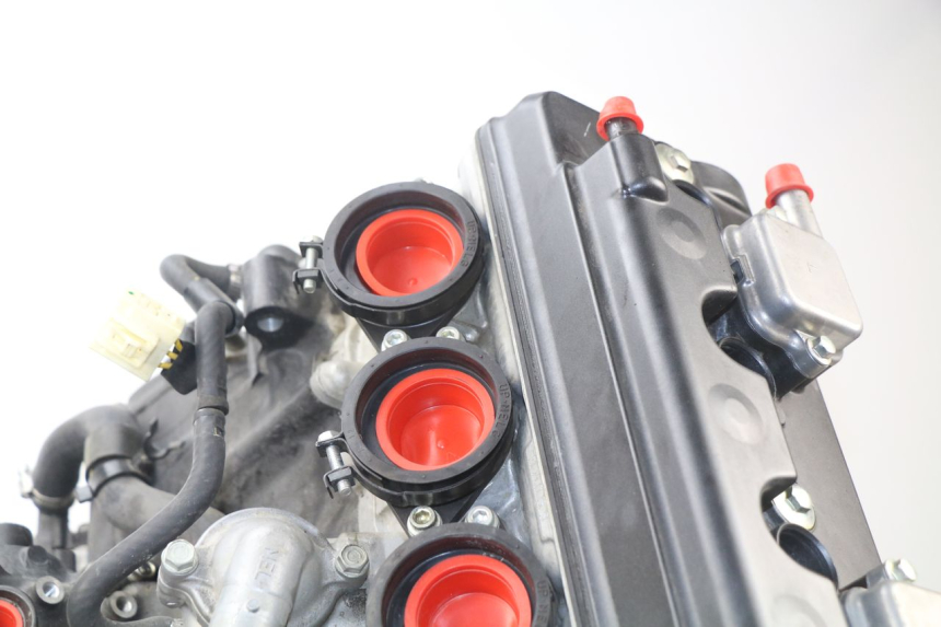 photo de MOTEUR HONDA CBR RR FIREBLADE 1000 (2006 - 2007) - Vue rapprochée