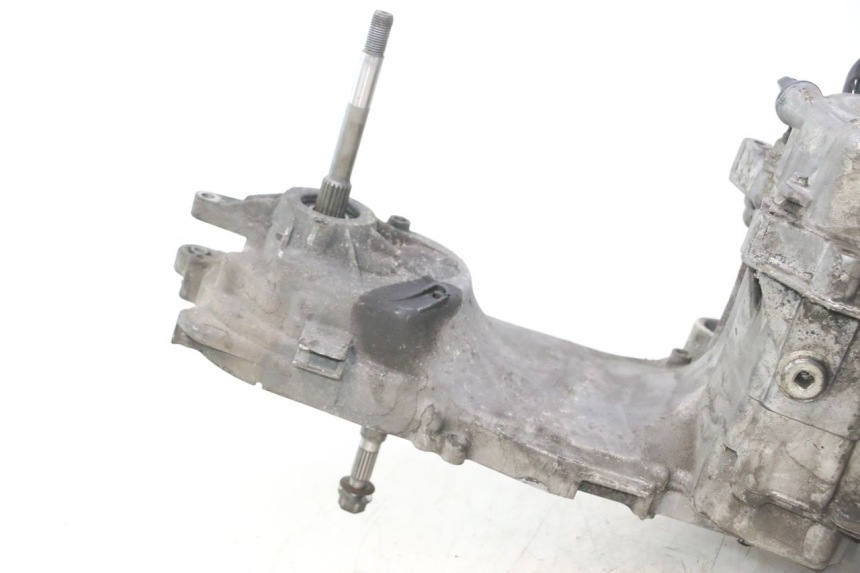 photo de MOTEUR PEUGEOT CITYSTAR 125 (2011 - 2017) - Autre angle de vue