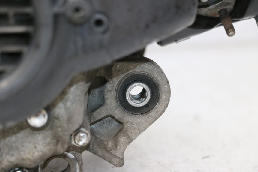 photo de MOTEUR SYM CROX 4T 50 (2016 - 2023) - Zoom composants