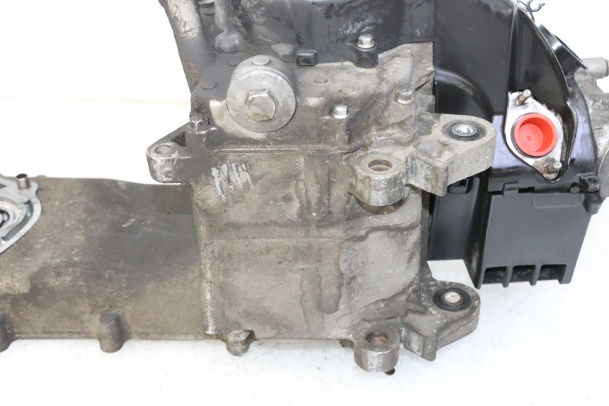 photo de MOTEUR SYM CROX 4T 50 (2016 - 2023) - Autre angle de vue