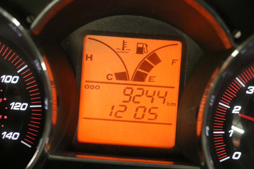 photo de MOTEUR KYMCO DINK STREET 125 (2009 - 2014) - Vue principale