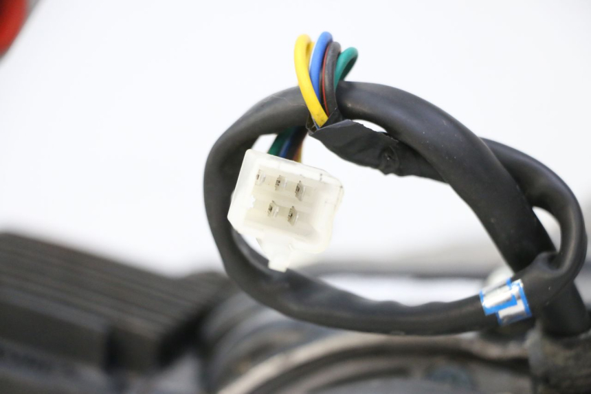 photo de MOTEUR CCR DIRT BIKE 125 - Vue rapprochée