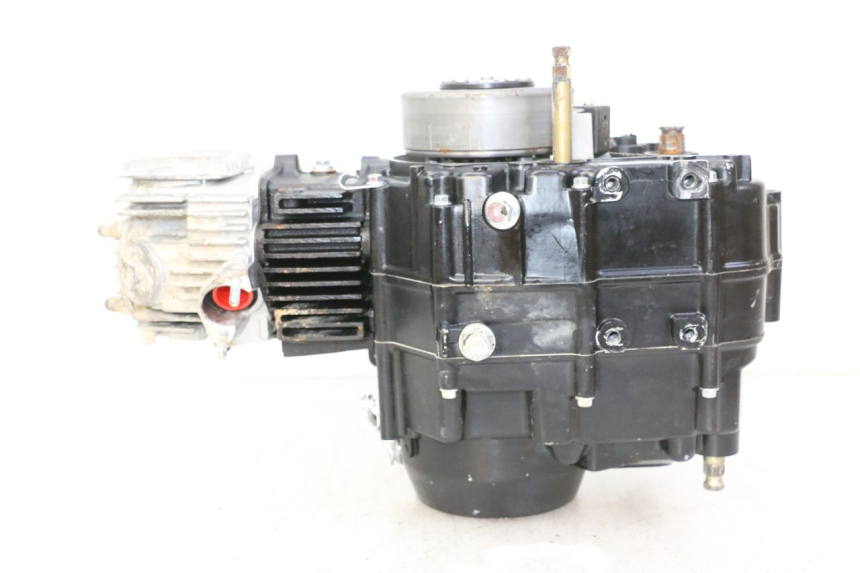 photo de MOTEUR CCR DIRT BIKE 125 - Points de fixation