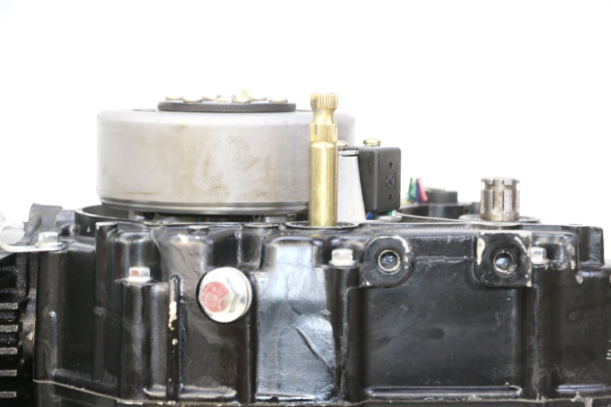 photo de MOTEUR LONCIN DIRT BIKE 125 - Gros plan technique