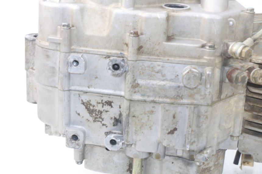 photo de MOTEUR CRZ DIRTBIKE 140 - Gros plan technique