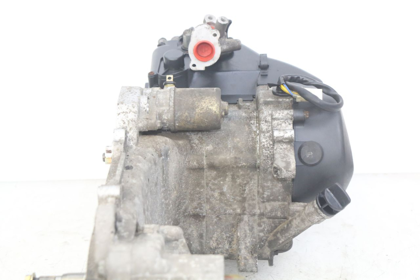 photo de MOTEUR PEUGEOT DJANGO 4T 50 (2014 - 2019) - État de surface