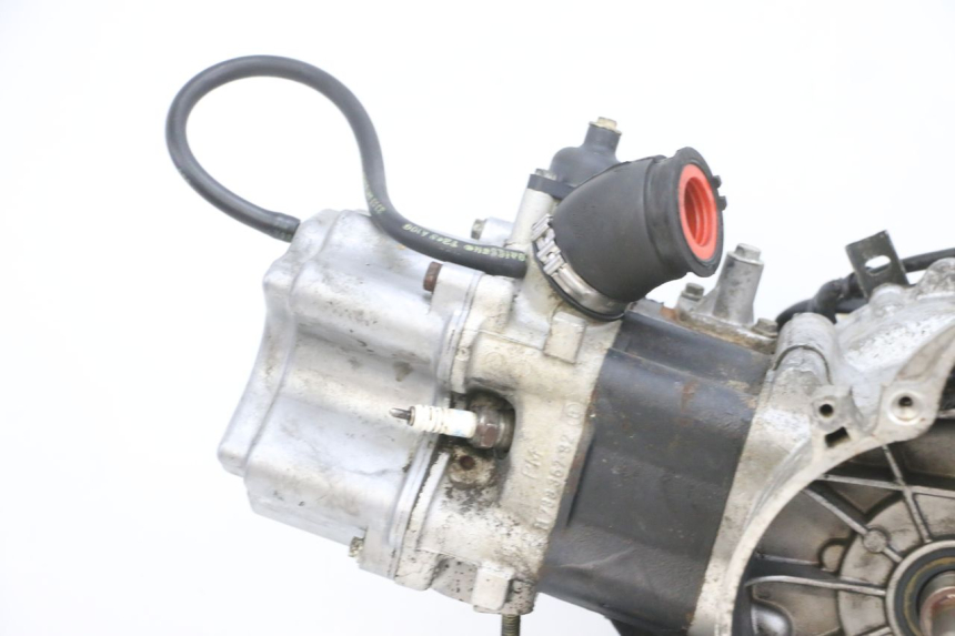 photo de MOTEUR PEUGEOT ELYSEO 125 (1999 - 2004) - Focus structure