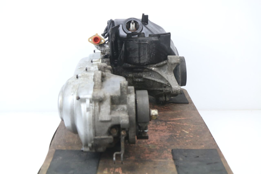 photo de MOTEUR PEUGEOT ELYSEO 50 (1998 - 2001) - Zoom état d’usage