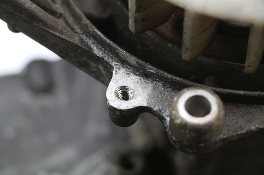 photo de MOTEUR PEUGEOT ELYSEO 50 (1998 - 2001) - État de surface