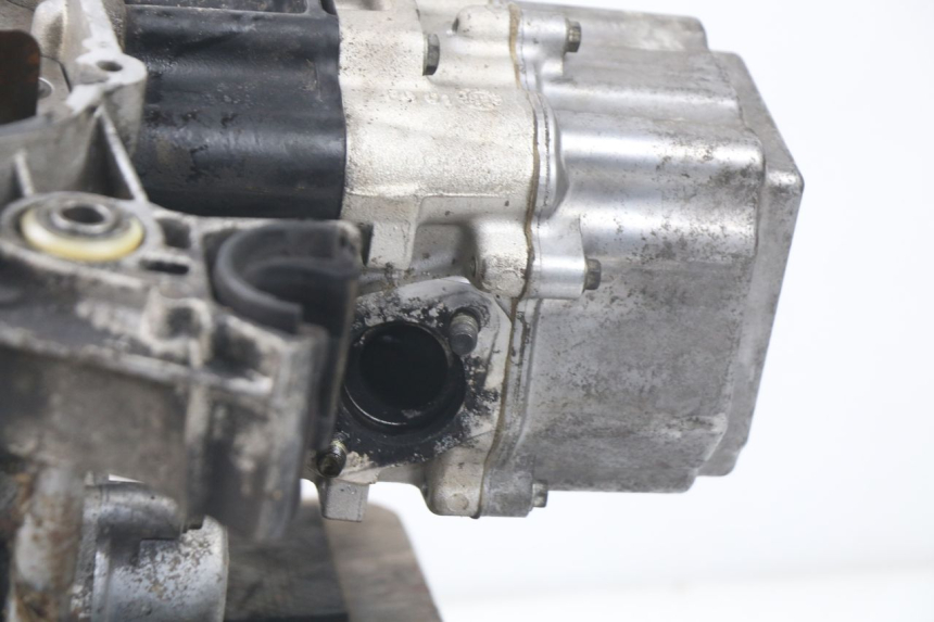 photo de MOTEUR PEUGEOT ELYSTAR 125 (2002 - 2007) - Détail de la pièce