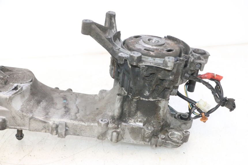 photo de MOTEUR PEUGEOT ELYSTAR 50 (2002 - 2014) - Détail de la pièce