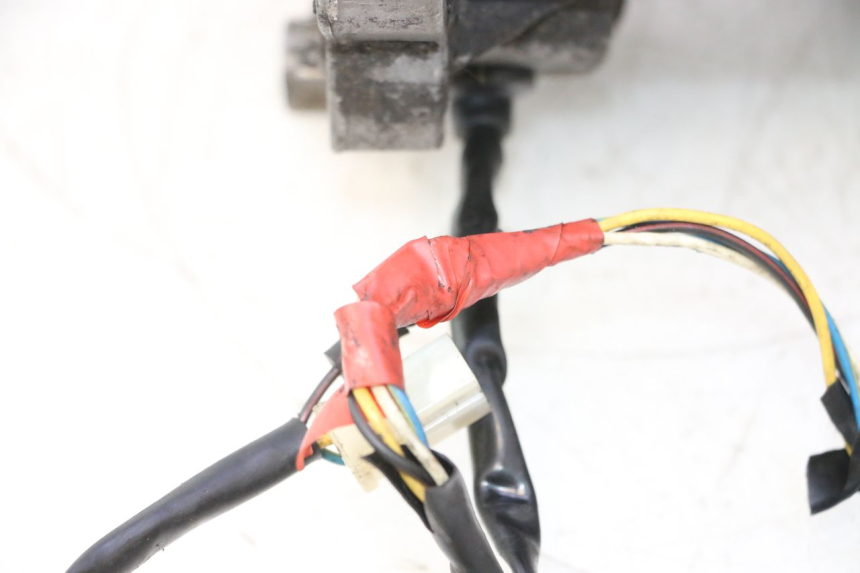 photo de MOTEUR PEUGEOT ELYSTAR 50 (2002 - 2014) - Aperçu profil
