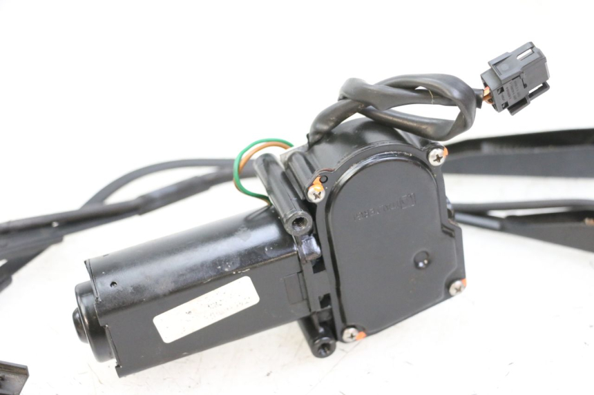 photo de MOTEUR ESSUIE GLACE BMW C1 125 (2000 - 2003) - Vue d’ensemble
