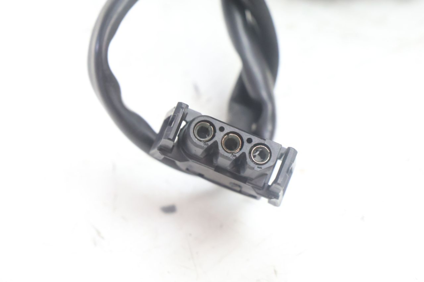 photo de MOTEUR ESSUIE GLACE BMW C1 125 (2000 - 2003) - Autre angle de vue
